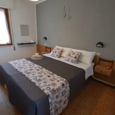 Hotel Stefania 2*